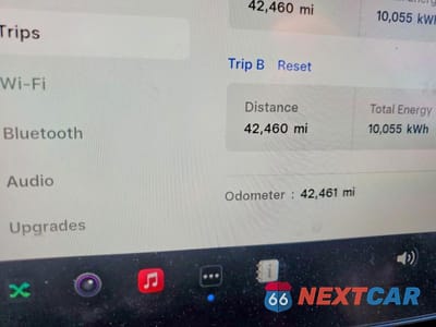 Zdjęcie 9 z 12 samochodu: 2024 TESLA MODEL Y VIN:7SAYGDED8RA307397 - miniatura