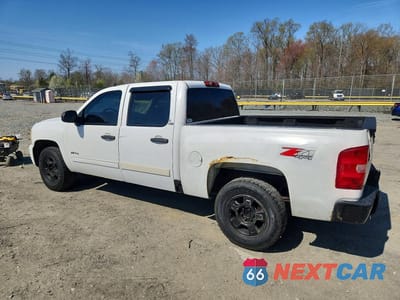 Drugie zdjęcie samochodu z przodu: 2007 CHEVROLET SILVERADO K1500 CREW CAB VIN:2GCEK13C971535225 - miniatura