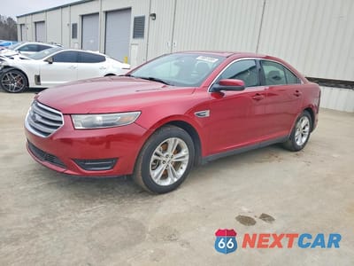 2015 FORD TAURUS SEL 1FAHP2E82FG169340 - główne zdjęcie licytacji z USA - miniatura