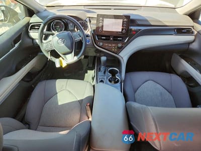 Zdjęcie 8 z 11 samochodu: 2021 TOYOTA CAMRY HYBRID LE VIN:4T1C31AKXMU565263 - miniatura