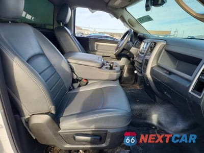 Zdjęcie 10 z 13 samochodu: 2019 RAM 1500 CLASSIC TRADESMAN VIN:3C6JR6AT6KG719152 - miniatura