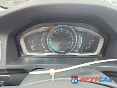 Zdjęcie 9 z 11 samochodu: 2016 VOLVO S60 PREMIER VIN:LYV402FK2GB106162 - miniatura