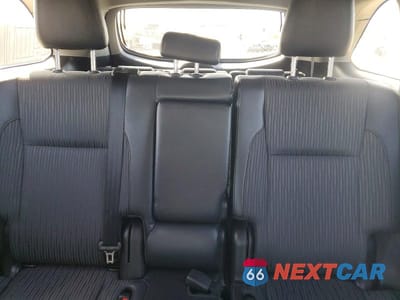 Zdjęcie 10 z 12 samochodu: 2019 TOYOTA HIGHLANDER LE PLUS VIN:5TDZZRFH5KS341232 - miniatura