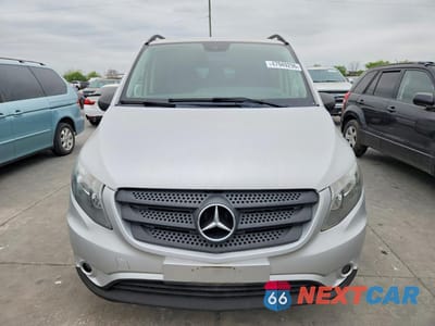 Piąte zdjęcie samochodu w środku: 2016 MERCEDES-BENZ METRIS VIN:WD4PG2EE4G3086454 - miniatura