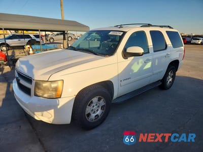 2008 CHEVROLET TAHOE C1500 LT 1GNFC13JX8J156670 - główne zdjęcie licytacji z USA - miniatura