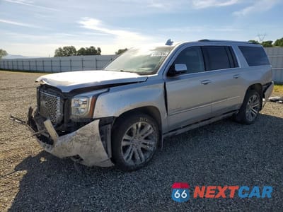2017 GMC YUKON XL DENALI 1GKS2HKJ2HR257678 - główne zdjęcie licytacji z USA - miniatura