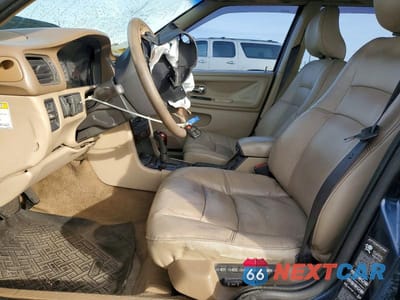 Zdjęcie 7 z 12 samochodu: 2000 VOLVO S70 T5 TURBO VIN:YV1LS53D6Y2634331 - miniatura