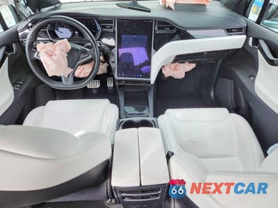 Zdjęcie 8 z 13 samochodu: 2018 TESLA MODEL X VIN:5YJXCBE46JF097625 - miniatura