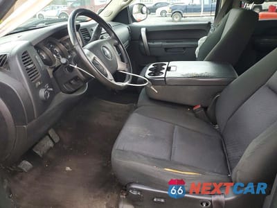 Zdjęcie 7 z 11 samochodu: 2013 CHEV SILVERADO VIN:3GCPKSE72DG352654 - miniatura