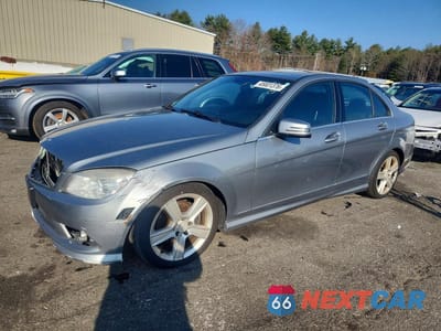 2010 MERCEDES-BENZ C300 WDDGF8BB2AF474899 - główne zdjęcie licytacji z USA - miniatura