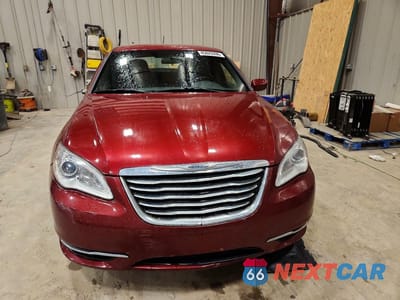 Piąte zdjęcie samochodu w środku: 2013 CHRYSLER 200 TOURING VIN:1C3CCBBGXDN527017 - miniatura