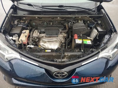 Zdjęcie 11 z 13 samochodu: 2018 TOYOTA RAV4 XLE VIN:JTMRFREV2JJ217513 - miniatura