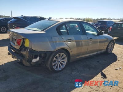 Trzecie zdjęcie samochodu z tyłu: 2011 BMW 328 I VIN:WBAPH7G50BNM59792 - miniatura