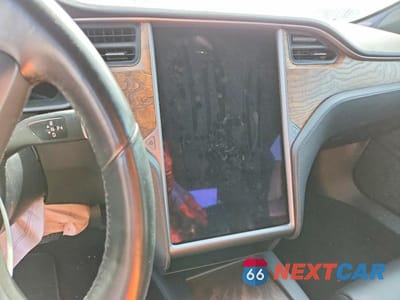 Zdjęcie 10 z 12 samochodu: 2018 TESLA MODEL S VIN:5YJSA1E23JF261860 - miniatura