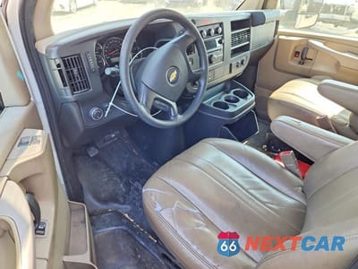 Zdjęcie 8 z 13 samochodu: 2015 CHEVROLET EXPRESS REFRIGERATED BOX TRUCK VIN:1GB6G5CG7F1110806 - miniatura