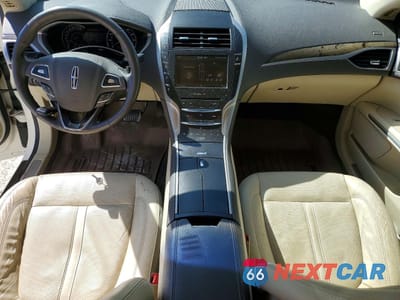 Zdjęcie 8 z 12 samochodu: 2013 LINCOLN MKZ VIN:3LN6L2G94DR820276 - miniatura