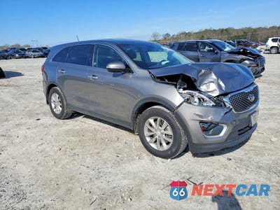 Czwarte zdjęcie samochodu z boku: 2018 KIA SORENTO L VIN:5XYPG4A37JG418545 - miniatura