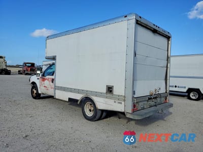 Drugie zdjęcie samochodu z przodu: 1999 FORD F350 SUPER DUTY DELIVERY TRUCK VIN:1FDWF36S1XEE60909 - miniatura