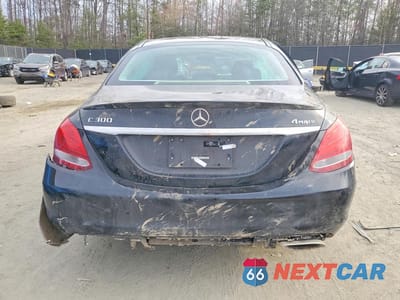 Zdjęcie 6 z 11 samochodu: 2016 MERCEDES-BENZ C 300 4MATIC VIN:55SWF4KB9GU115253 - miniatura