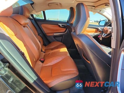 Zdjęcie 10 z 13 samochodu: 2013 VOLVO S60 T5 VIN:YV1612FS6D2182027 - miniatura