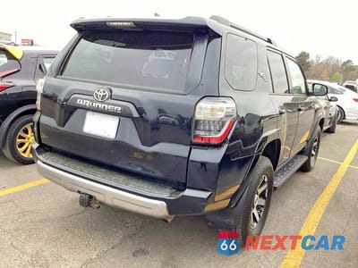 Czwarte zdjęcie samochodu z boku: 2020 TOYOTA 4RUNNER TRD OFF-ROAD PREMIUM VIN:JTEBU5JR1L5743809 - miniatura