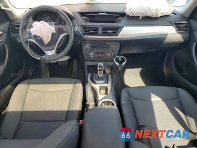 Zdjęcie 10 z 15 samochodu: 2015 BMW X1 SDRIVE28I VIN:WBAVM1C52FV498802 - miniatura