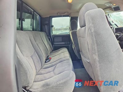 Zdjęcie 10 z 11 samochodu: 2004 CHEVROLET SILVERADO K1500 VIN:2GCEK19T241187464 - miniatura