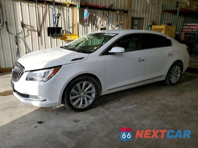 2016 BUICK LACROSSE 1G4GB5G39GF240172 - główne zdjęcie licytacji z USA - miniatura