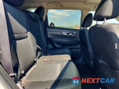 Zdjęcie 11 z 13 samochodu: 2019 NISSAN ROGUE SV VIN:KNMAT2MV9KP524464 - miniatura