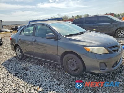 Czwarte zdjęcie samochodu z boku: 2011 TOYOTA COROLLA LE VIN:2T1BU4EE0BC672514 - miniatura