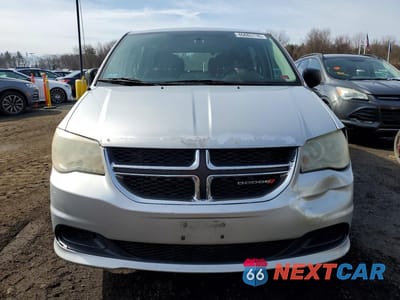Piąte zdjęcie samochodu w środku: 2012 DODGE GRAND CARAVAN SE VIN:2C4RDGBG7CR395366 - miniatura