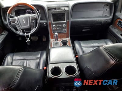 Zdjęcie 8 z 13 samochodu: 2017 LINCOLN NAVIGATOR L SELECT VIN:5LMJJ3JT9HEL03068 - miniatura