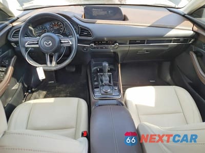 Zdjęcie 8 z 13 samochodu: 2022 MAZDA CX-30 PREMIUM VIN:3MVDMBDL4NM459069 - miniatura