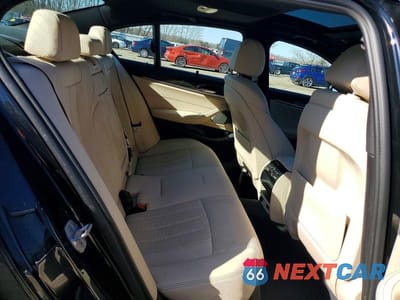 Zdjęcie 10 z 12 samochodu: 2022 BMW 530 XI VIN:WBA13BJ03NCJ81555 - miniatura