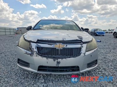 Piąte zdjęcie samochodu w środku: 2011 CHEVROLET CRUZE LS VIN:1G1PC5SH6B7254871 - miniatura