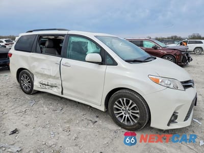 Czwarte zdjęcie samochodu z boku: 2020 TOYOTA SIENNA XLE 8-PASSENGER VIN:5TDYZ3DC5LS032233 - miniatura