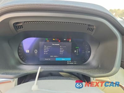 Zdjęcie 9 z 12 samochodu: 2025 VOLVO XC60 ULTRA VIN:YV4H60RMXS1083230 - miniatura