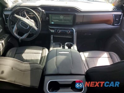 Zdjęcie 8 z 13 samochodu: 2025 GMC SIERRA K2500 DENALI VIN:1GT4URE78SF370953 - miniatura