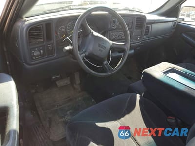 Zdjęcie 8 z 11 samochodu: 2000 GMC NEW SIERRA C1500 VIN:1GTEC14V1YE399413 - miniatura