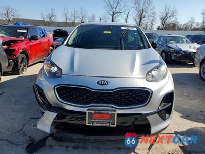 Piąte zdjęcie samochodu w środku: 2022 KIA SPORTAGE LX VIN:KNDPM3AC1N7956857 - miniatura