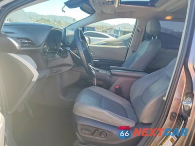 Zdjęcie 7 z 12 samochodu: 2022 TOYOTA SIENNA XLE 8-PASSENGER VIN:5TDJRKEC3NS116239 - miniatura