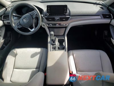Zdjęcie 8 z 12 samochodu: 2018 HONDA ACCORD LX VIN:1HGCV1F1XJA069313 - miniatura