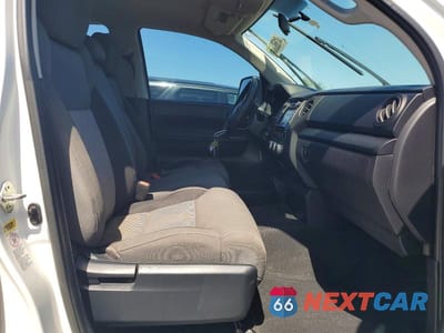 Zdjęcie 10 z 12 samochodu: 2015 TOYOTA TUNDRA SR VIN:5TFRM5F11FX090476 - miniatura