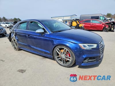 Czwarte zdjęcie samochodu z boku: 2018 AUDI S3 PREMIUM PLUS VIN:WAUB1GFF9J1041276 - miniatura