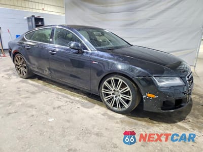 Czwarte zdjęcie samochodu z boku: 2015 AUDI A7 PREMIUM PLUS VIN:WAUWGAFC4FN006986 - miniatura