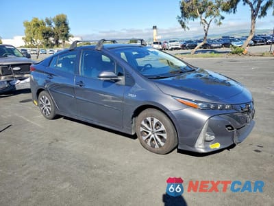 Czwarte zdjęcie samochodu z boku: 2022 TOYOTA PRIUS PRIME LIMITED VIN:JTDKAMFP3N3218361 - miniatura