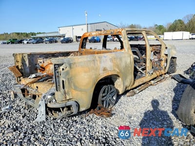 Trzecie zdjęcie samochodu z tyłu: 2019 CHEVROLET SILVERADO K1500 TRAIL BOSS CUSTOM VIN:3GCPYCEH6KG132542 - miniatura