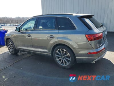 Drugie zdjęcie samochodu z przodu: 2017 AUDI Q7 PREMIUM PLUS VIN:WA1LAAF7XHD025314 - miniatura