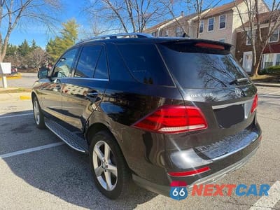 Trzecie zdjęcie samochodu z tyłu: 2016 MERCEDES-BENZ GLE 350 VIN:4JGDA5JB1GA659118 - miniatura