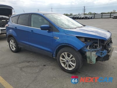 Czwarte zdjęcie samochodu z boku: 2017 FORD ESCAPE SE VIN:1FMCU9G97HUD41650 - miniatura